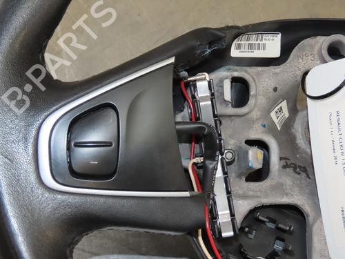 Steering wheel RENAULT CLIO IV (BH_) 1.5 dCi 75 | BP23158163C49