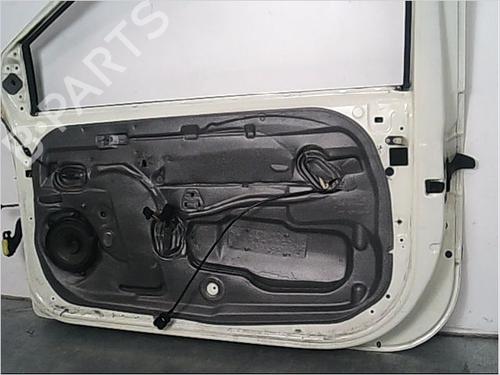 Used Right front door RENAULT TWINGO II (CN0_) 1.5 dCi 90 (86 hp) 9411073