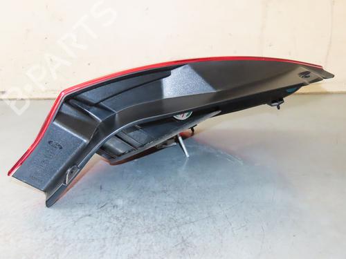 Left taillight FORD FIESTA VI (CB1, CCN) 1.0 EcoBoost | BP32333215C34 
