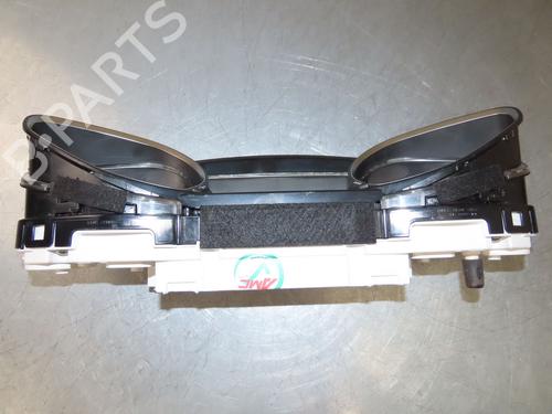 Instrument cluster PEUGEOT 308 II (LB_, LP_, LW_, LH_, L3_) 1.6 HDi / BlueHDi 115 | BP27923426C47 