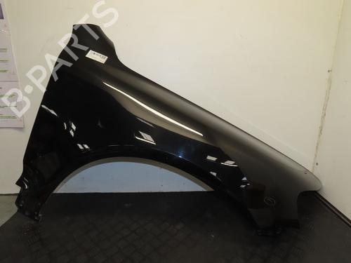 Used Right front fenders Right front fenders VW TOUAREG (7LA, 7L6, 7L7) 2.5 R5 TDI (174 hp) 33808206 33808206