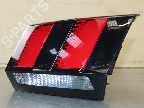 Used Right tailgate light Right tailgate light PEUGEOT 3008 II SUV (MC_, MR_, MJ_, M4_) 2.0 BlueHDi 180 (181 hp) 22367818 22367818