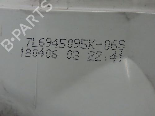 Used Left taillight VW TOUAREG (7LA, 7L6, 7L7) 3.0 V6 TDI (225 hp) 25749958