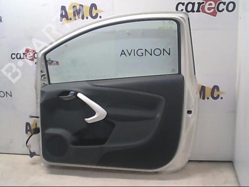 Used Right front door FORD KA (RU8) 1.2 (69 hp) 9403868