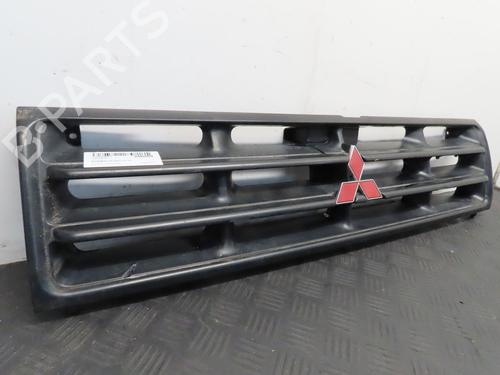 Grille MITSUBISHI PAJERO III (V7_W, V6_W) 2.5 TDi (V64W, V74W) | BP25348063C40 