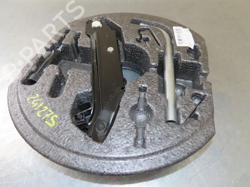 BP19440679O1 main image