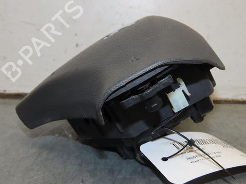 Used Driver airbag PEUGEOT 3008 I MPV (0U_) 1.6 HDi (109 hp) 23158396