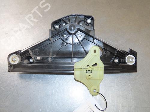 Used Rear left window mechanism RENAULT CLIO V (B7_) 1.5 Blue dCi 100 (B7AD) (101 hp) 30893276