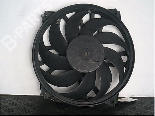 Used Radiator fan CITROËN XSARA (N1) 1.6 16V (109 hp) 11424969