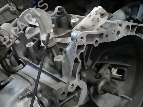 Used Gearbox Gearbox CITROËN C3 Picasso (SH_) 1.6 HDI 90 (92 hp) 36486707 36486707