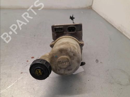 Used Steering pump DACIA SANDERO 1.5 dCi (68 hp) 32354578