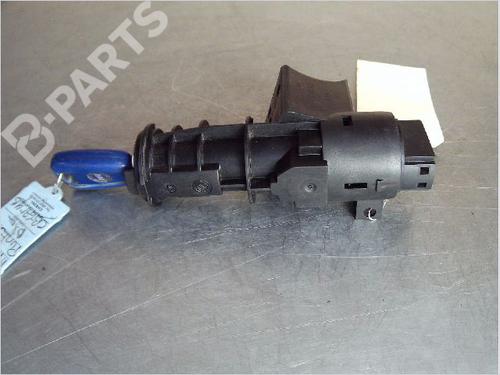 Used Ignition barrel FIAT PUNTO (188_) 1.9 JTD (86 hp) 9411189