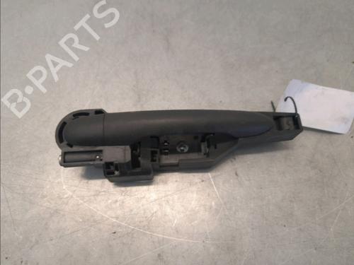 Używane Klamka zewnętrzna drzwi przednich prawych RENAULT KANGOO Express (FW0/1_) 1.5 dCi 90 (FW0G, FW05, FW08, FW11) (90 hp) 29963266