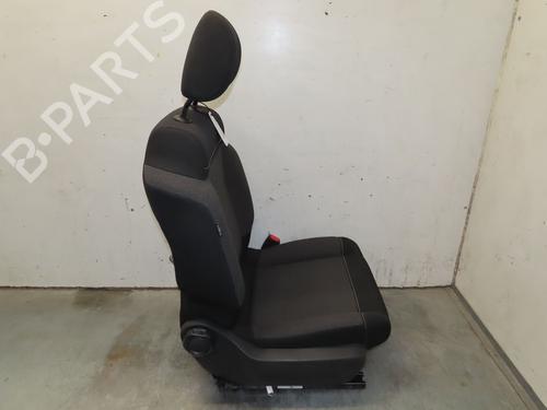Used Right front seat CITROËN C3 III (SX) 1.2 THP 110 (SXHNPS, SXHNZT, SXHNZ6) (110 hp) 29622389