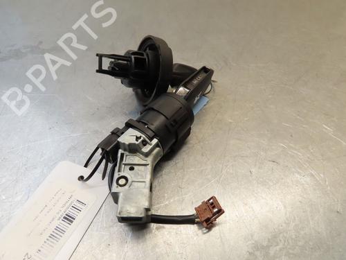 Used Ignition barrel PEUGEOT 308 II (LB_, LP_, LW_, LH_, L3_) 1.6 BlueHDi 120 (120 hp) 25150667