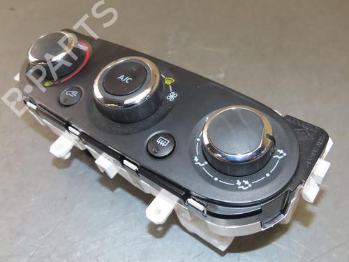 Used Climate control RENAULT CAPTUR I (J5_, H5_) 1.5 dCi 90 (J5N4, J5M5, J5MW, J5M6, J5AL, J5AJ) (90 hp) 29622373