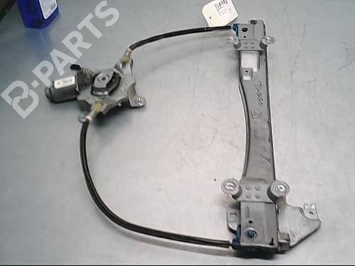 Used Front right window mechanism RENAULT TWINGO II (CN0_) 1.5 dCi (CN0E) (64 hp) 9402408