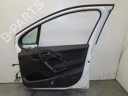 Used Right front door PEUGEOT 208 I (CA_, CC_) 1.2 VTi 68 / PureTech 68 (68 hp) 26608535