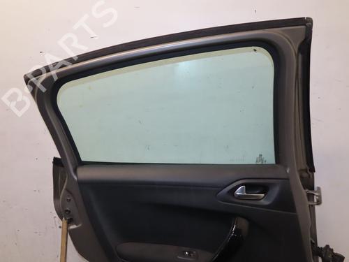 Porte arrière gauche PEUGEOT 208 I (CA_, CC_) 1.2 VTI 82 (82 hp) 32354605