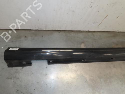 Used Right sideskirt Right sideskirt MERCEDES-BENZ A-CLASS (W176) A 180 (176.042) (122 hp) 35279917 35279917