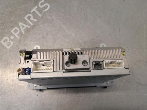 Used Radio Radio RENAULT CLIO IV (BH_) 1.5 dCi 90 (90 hp) 33711500 33711500