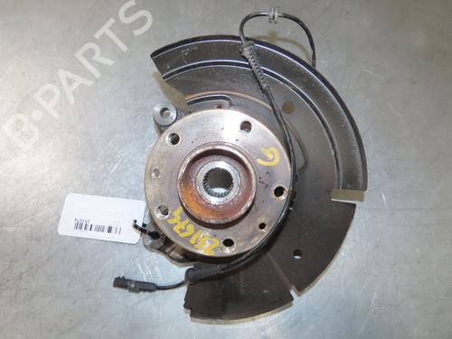 Used Left front steering knuckle Left front steering knuckle RENAULT CAPTUR II (HF_) E-TECH 145 (HFMU) (143 hp) 34048830 34048830