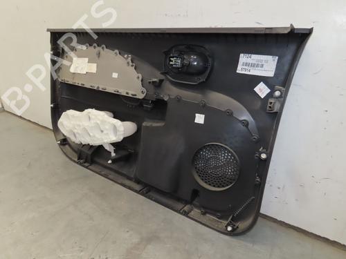 Forreste højre beklædning RENAULT TWINGO II (CN0_) 1.2 16V (CN0K, CN0V, CN0A) (76 hp) 19039534