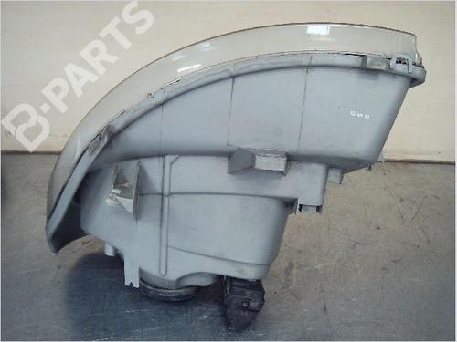 Right headlight RENAULT TRAFIC II Van (FL) 1.9 dCi 80 (FL0B) | BP9408102C29 