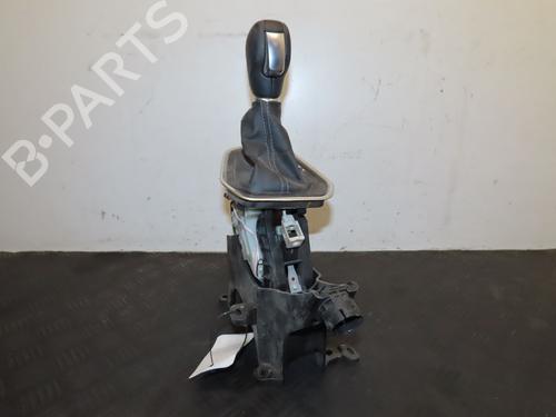 Selector da caixa RENAULT CLIO V (B7_) 1.6 E-TECH 140 (B7MU) | BP32487139M90 