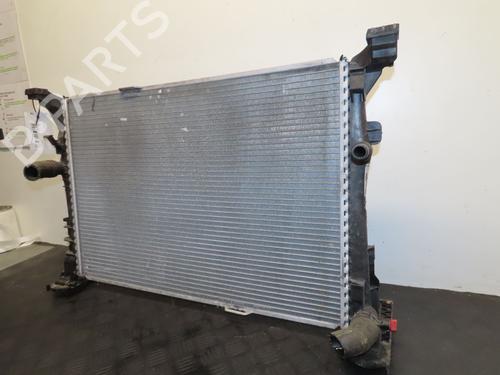 Køler MERCEDES-BENZ GLA-CLASS (X156) GLA 200 CDI / d (156.908) (136 hp) 30606321