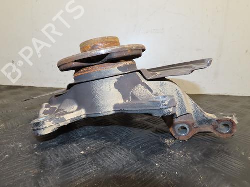 Used Right front steering knuckle RENAULT CLIO V (B7_) 1.3 TCe 140 (B7N0) (140 hp) 32100299