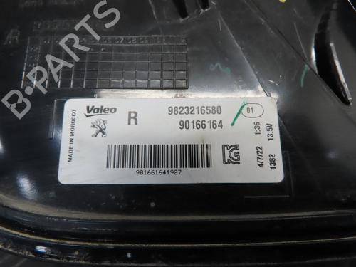 Right taillight PEUGEOT 208 II (UB_, UP_, UW_, UJ_) e-208 | BP28331522C35 