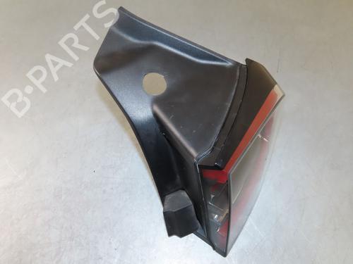 Højre baglygte TESLA MODEL Y (5YJY) EV (261 hp) 32253821