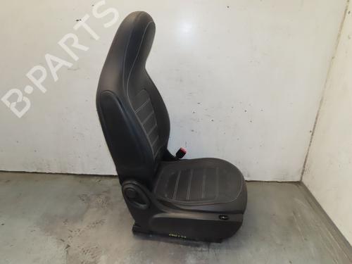 Used Right front seat Right front seat SMART FORFOUR Hatchback (453) electric drive / EQ (453.091) (56 hp) 36510652 36510652