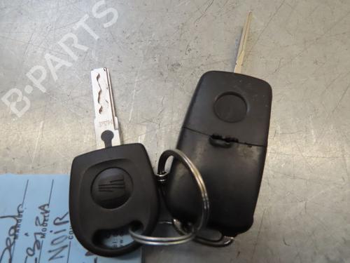 ignition-barrel-seat-ibiza-iv-6j5-6p1-2008-2009-2010-2011-2012-2013-2014-2015-2016-2017-25777618 main image