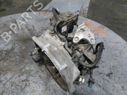 Used Gearbox CITROËN C3 II (SC_) 1.2 VTi 82 (82 hp) 20128152