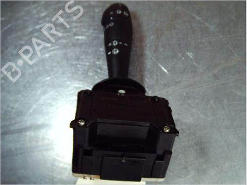Used Steering column stalk RENAULT CAPTUR I (J5_, H5_) 1.5 dCi 90 (J5N4, J5M5, J5MW, J5M6, J5AL, J5AJ) (90 hp) 9451789