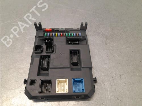 fuse-box-citroen-c3-ii-sc_-2009-32511222 main image