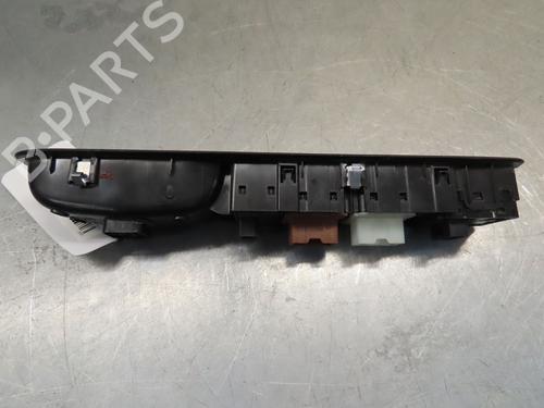Left front window switch DACIA SANDERO III 1.0 SCe 65 | BP31865130I27