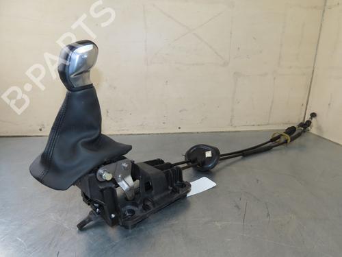 Used Gear lever PEUGEOT 208 I (CA_, CC_) 1.2 VTI 82 (82 hp) 18779448
