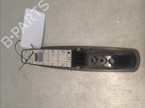 Left front window switch RENAULT SCÉNIC III (JZ0/1_) 1.9 dCi (JZ0J, JZ1J, JZ1K, JZ1S) | BP29963321I27 