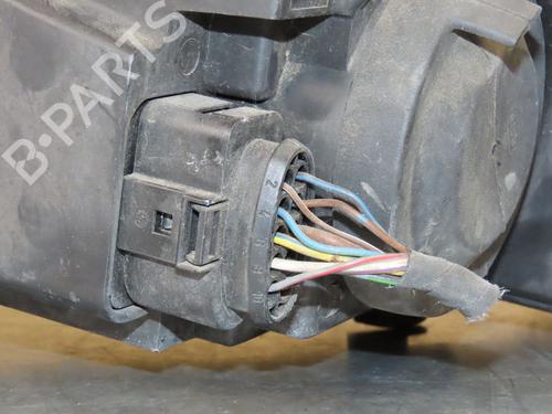 Right headlight VW GOLF VI (5K1) 1.6 TDI | BP27267448C29