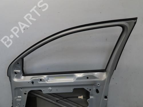 Dør høyre foran VW GOLF VI (5K1) 1.4 TSI (122 hp) 25905719