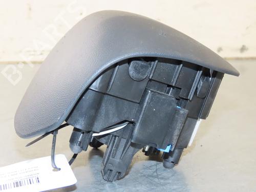 Used Driver airbag PEUGEOT 208 I (CA_, CC_) 1.2 VTI 82 (82 hp) 23158405