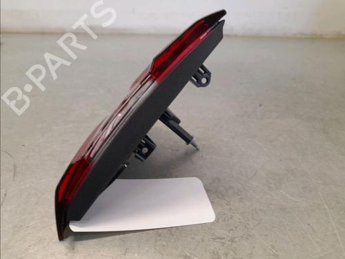 left-tailgate-light-renault-captur-i-j5_-h5_-2013-33059255 main image