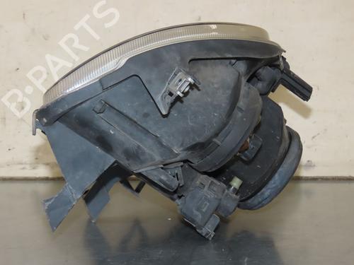 Used Right headlight RENAULT CLIO II (BB_, CB_) 1.4 16V (B/CB0P, BB13) (98 hp) 28526867