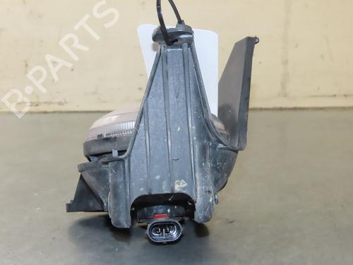 Used Right front fog light CHEVROLET ORLANDO (J309) 2.0 D (163 hp) 22367724
