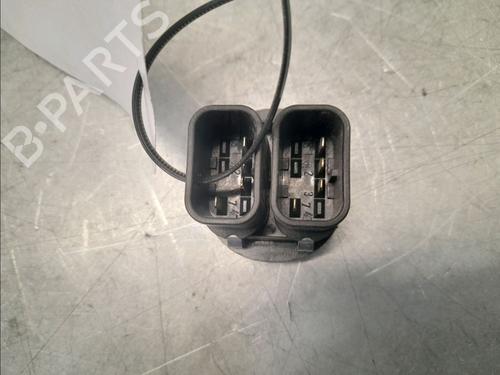Used Left front window switch FORD FIESTA V (JH_, JD_) 1.4 TDCi (68 hp) 29985845