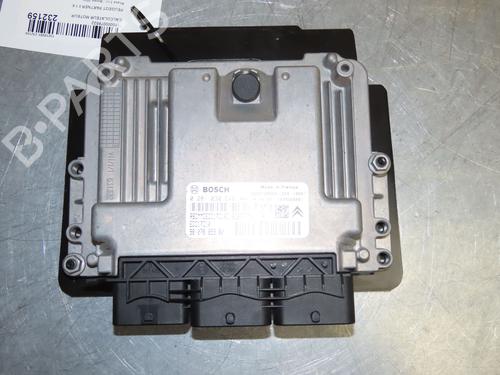 Used Engine control unit (ECU) PEUGEOT PARTNER Box Body/MPV 1.6 HDi (90 hp) 16825432