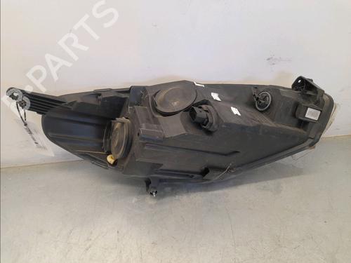 Used Left headlight FORD FIESTA VII (HJ, HF) 1.0 EcoBoost Active (101 hp) 29739452